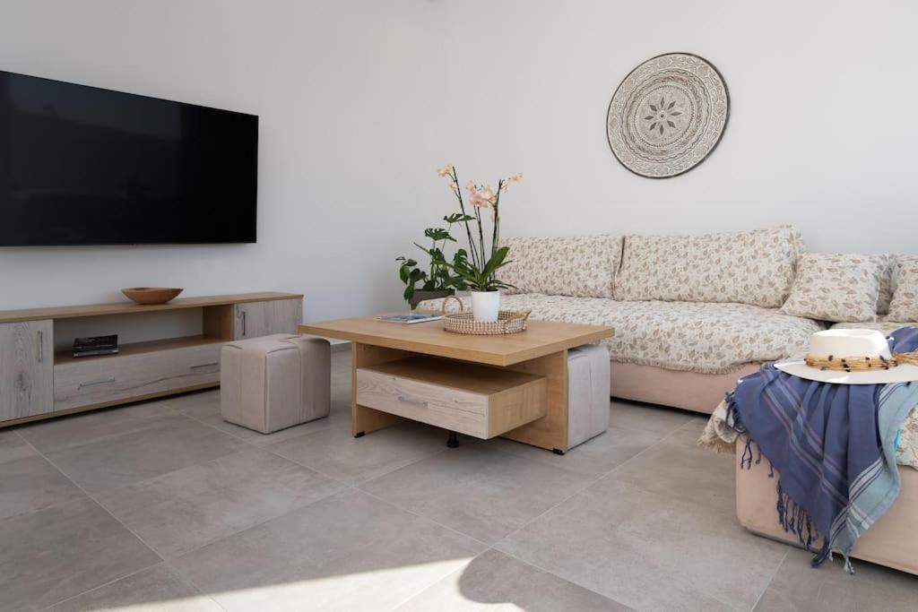 Naxian Sun Apartment Naxos City Exterior foto